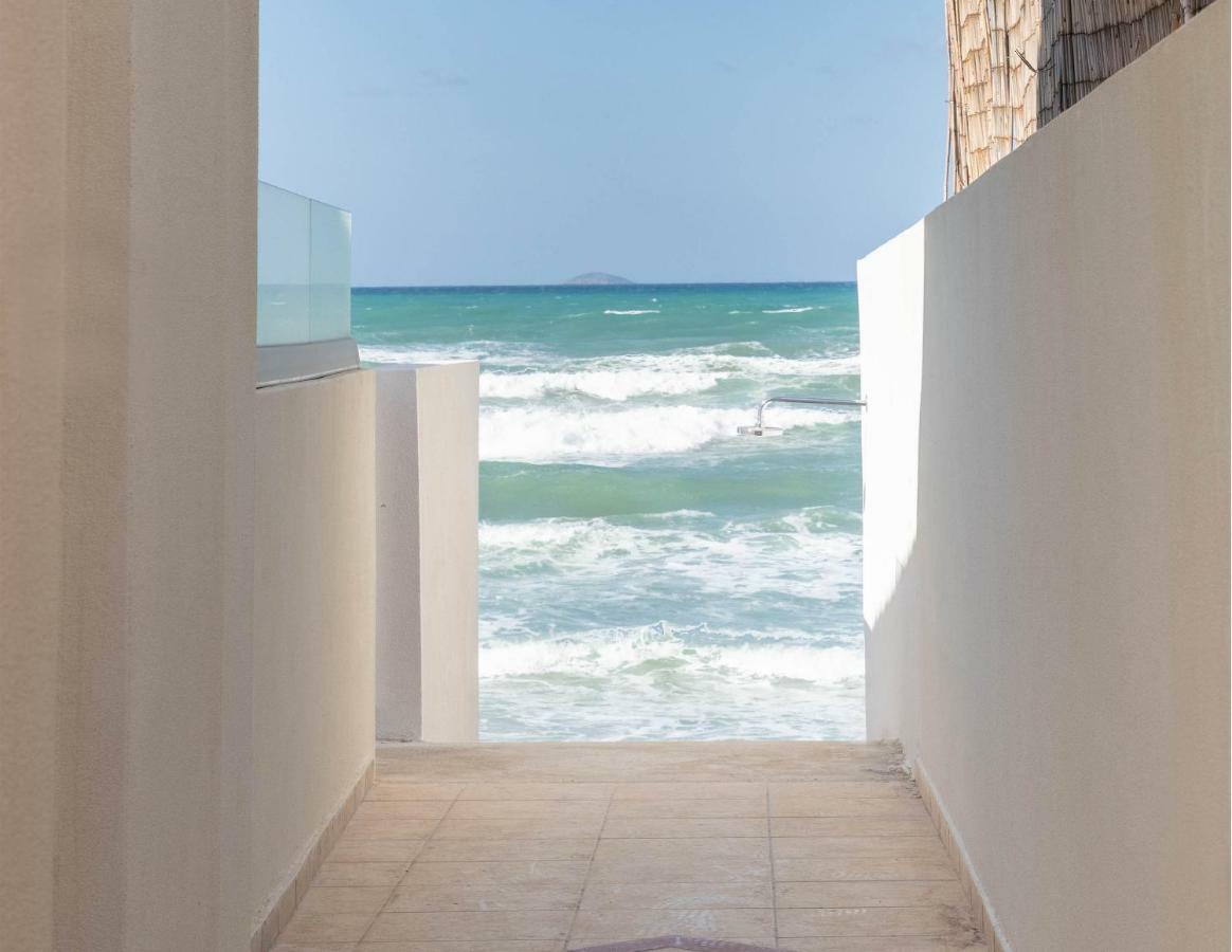 Pebble, An Idyllic Seaside Suite Kokkini Hani ภายนอก รูปภาพ